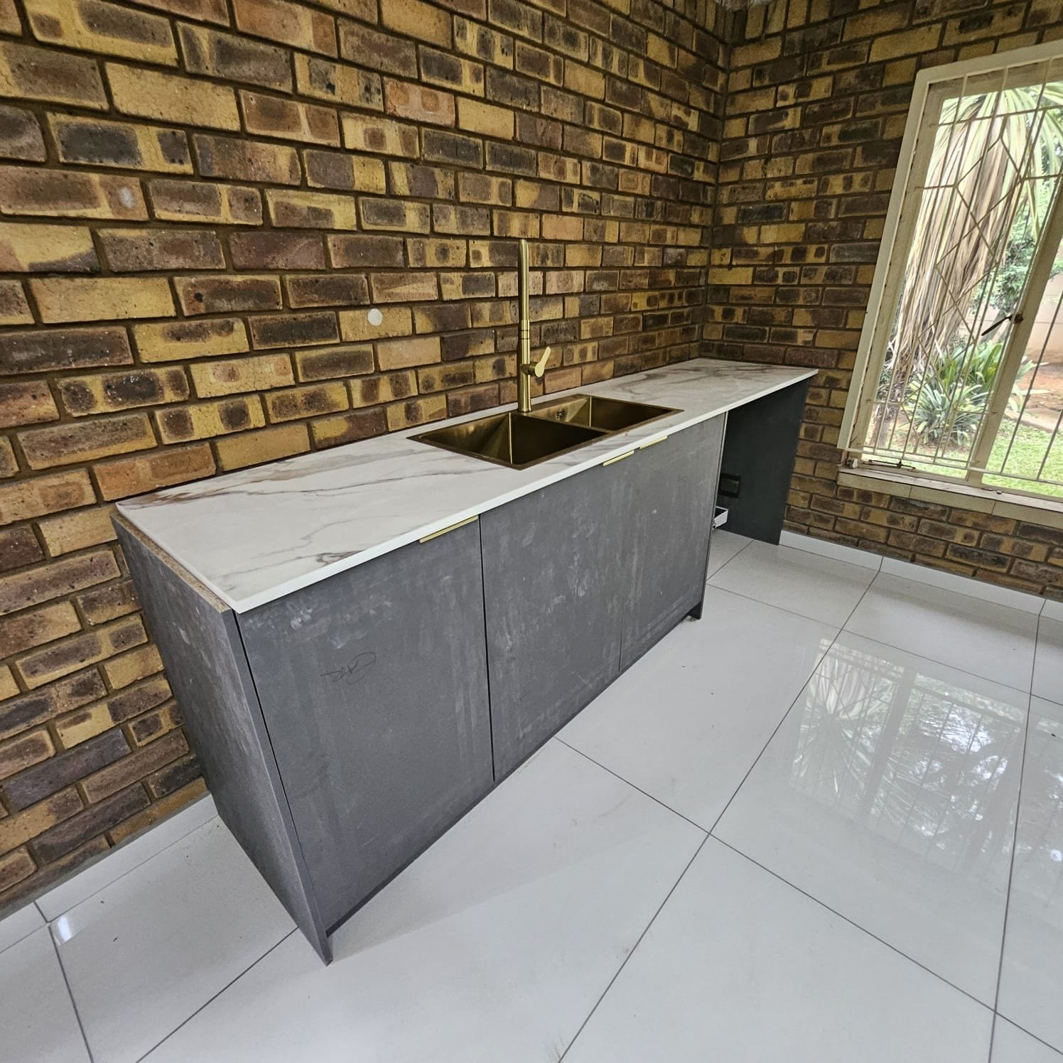 Carpentry & Kitchens — project 3